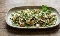 Courgettes_rubans_a_la_feta_et_a_la_menthe_1